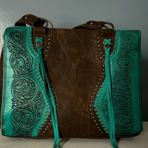 Trinity Ranch Purse - Picture 1 of 3